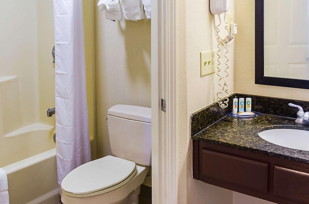 غرفة قياسية بسرير كينج، Quality Inn Vicksburg 10/10