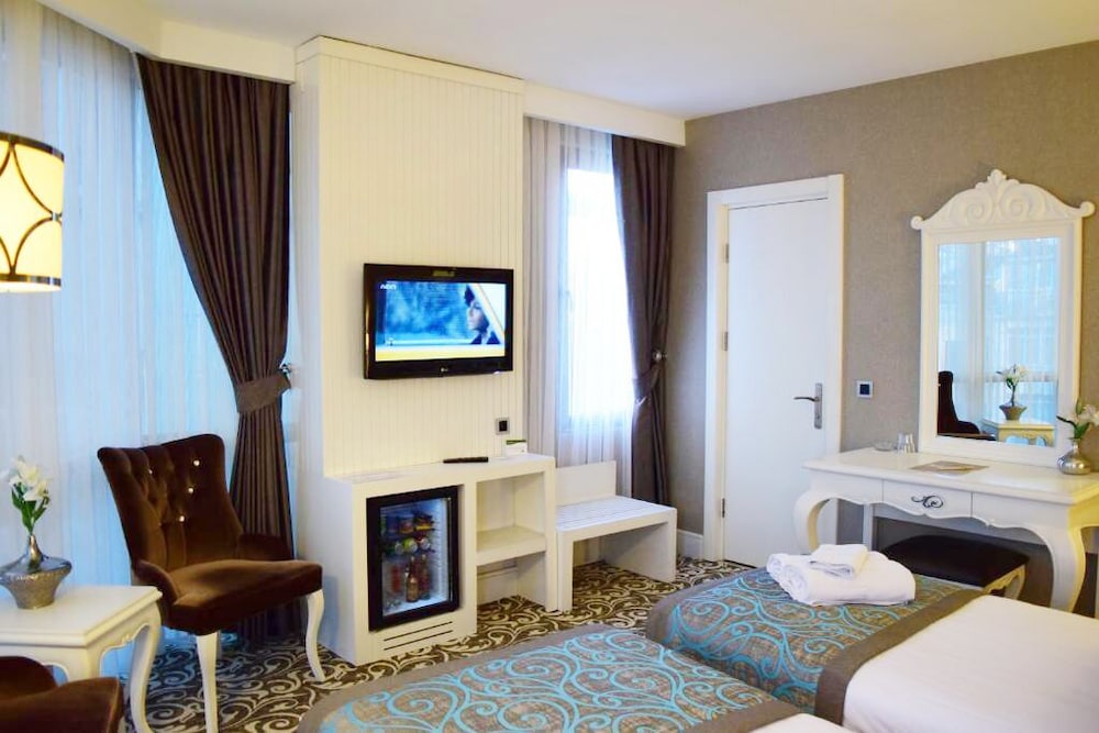 Taksim Line Hotel 45/60