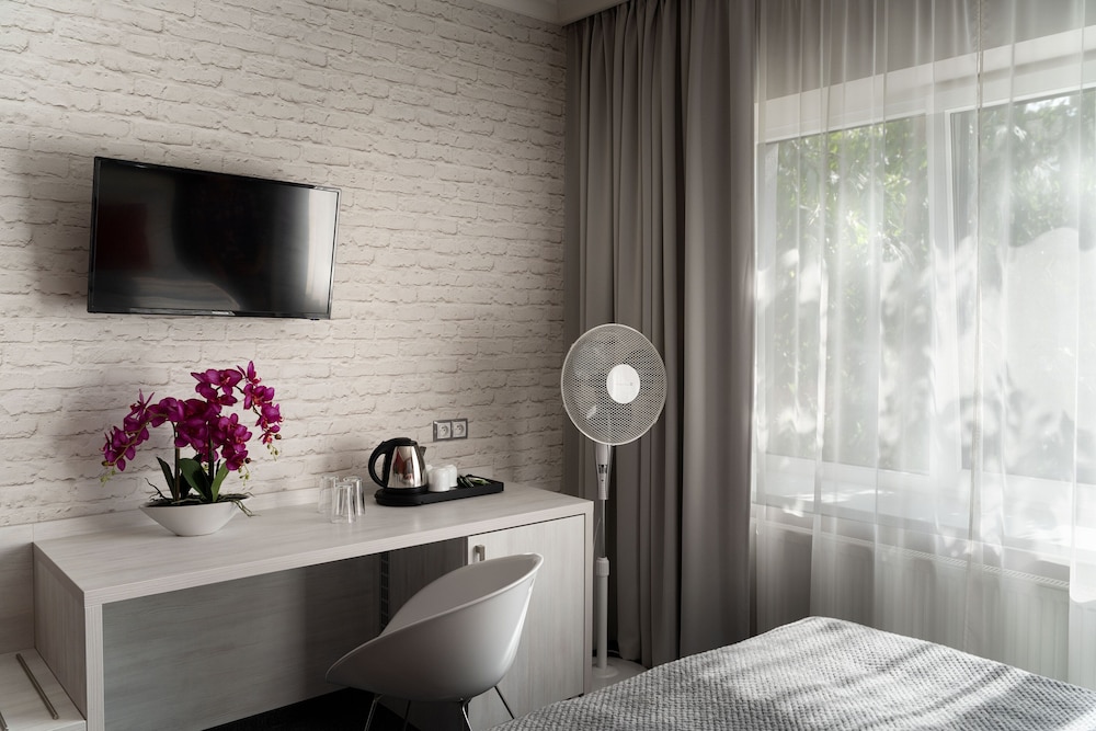Hotel Shato 36/49