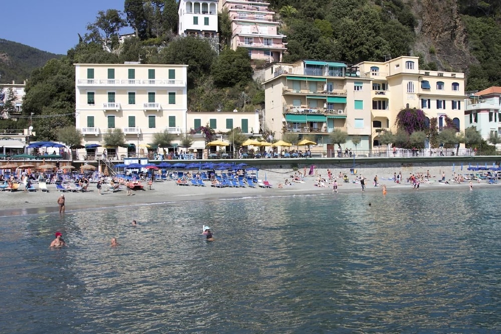 Hotel Baia 34/43