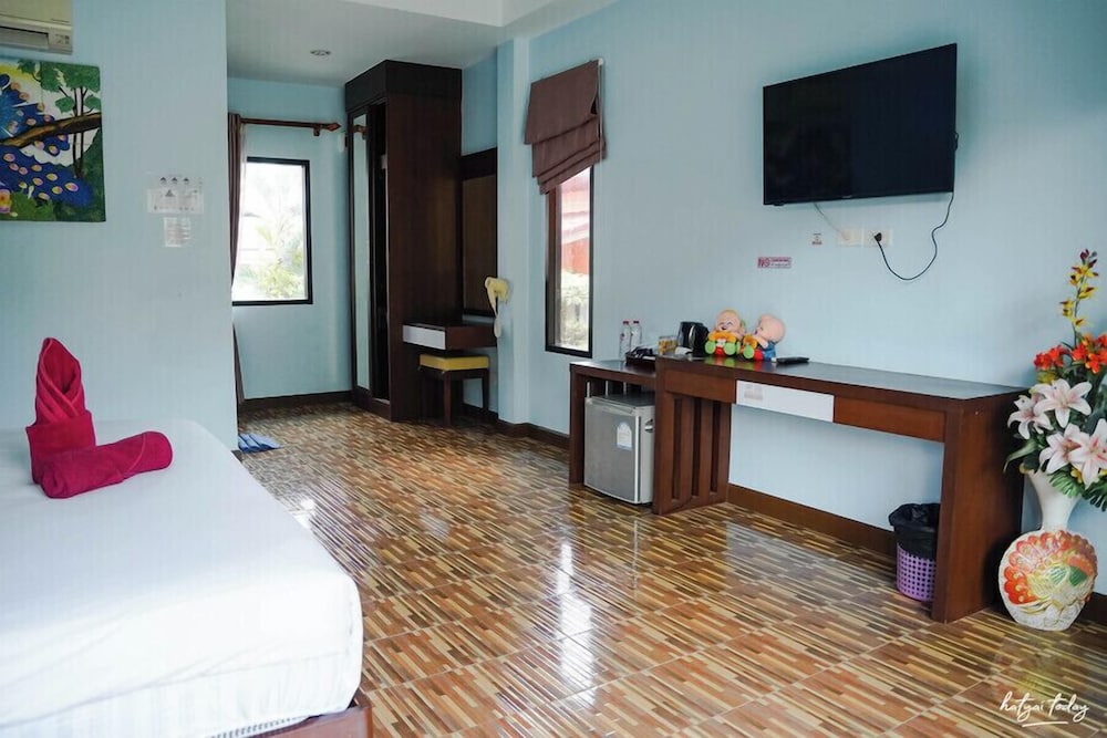 Chomview Resort 54/70