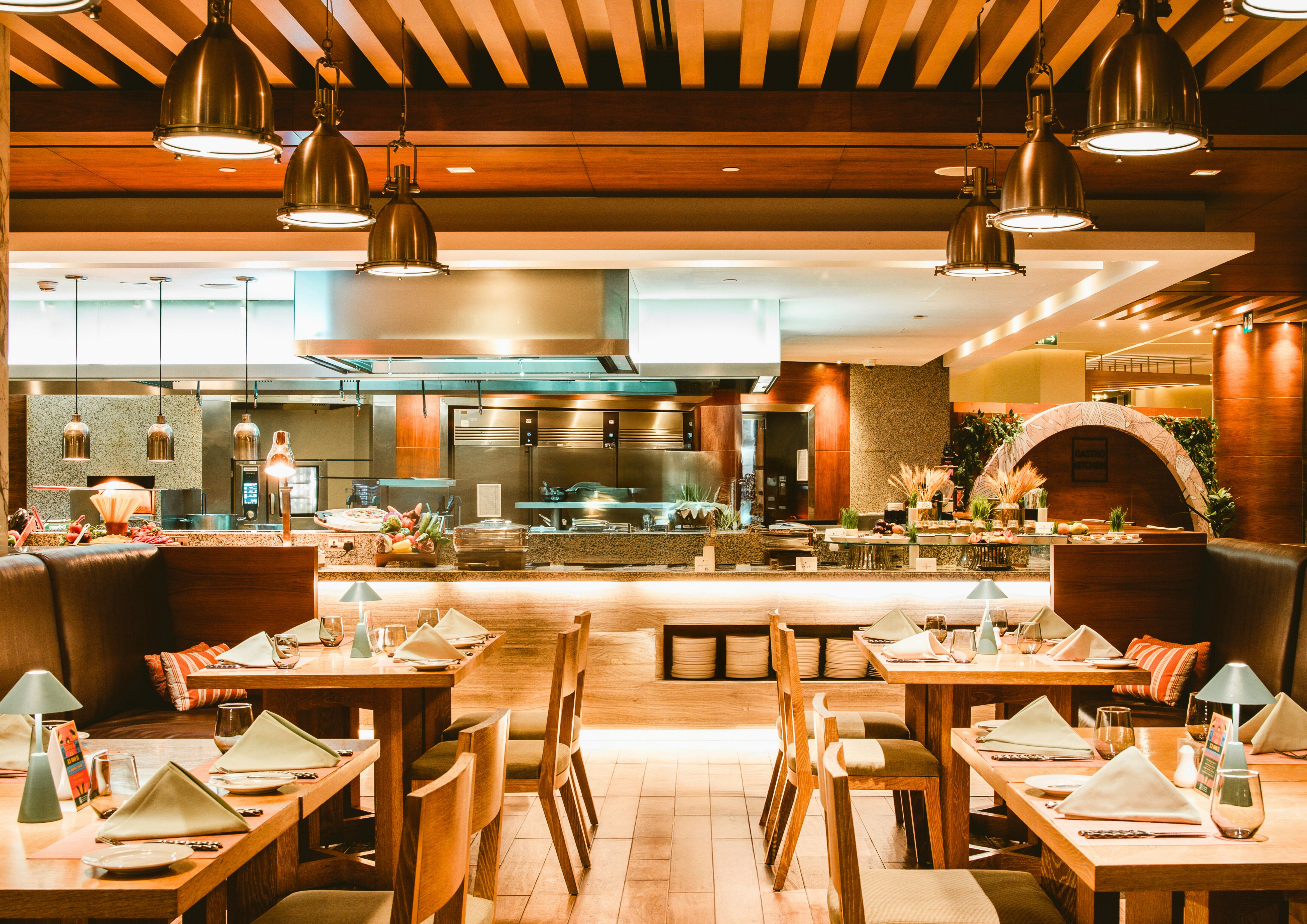 restaurant cafeteria