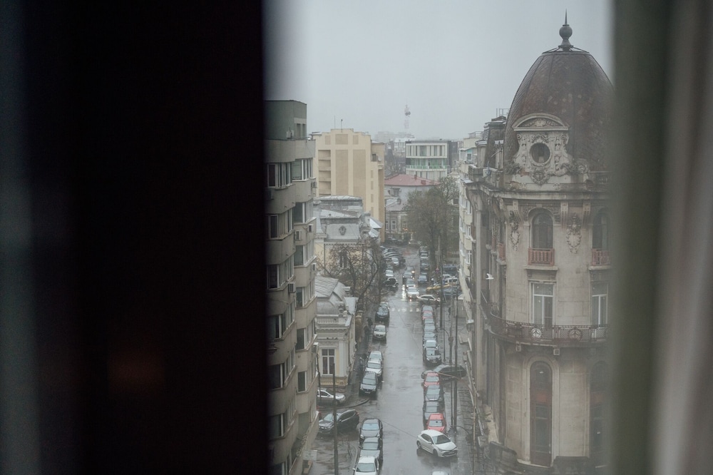 PeakTure Hotel Bucharest 68/68