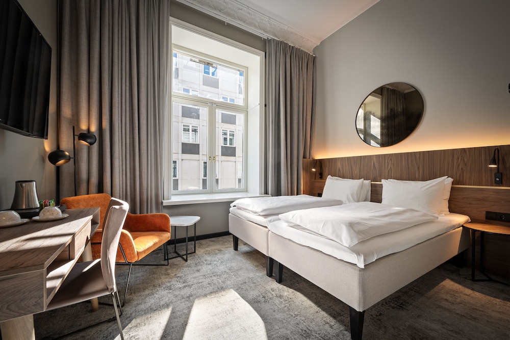 STANDARD, TWIN BEDS
