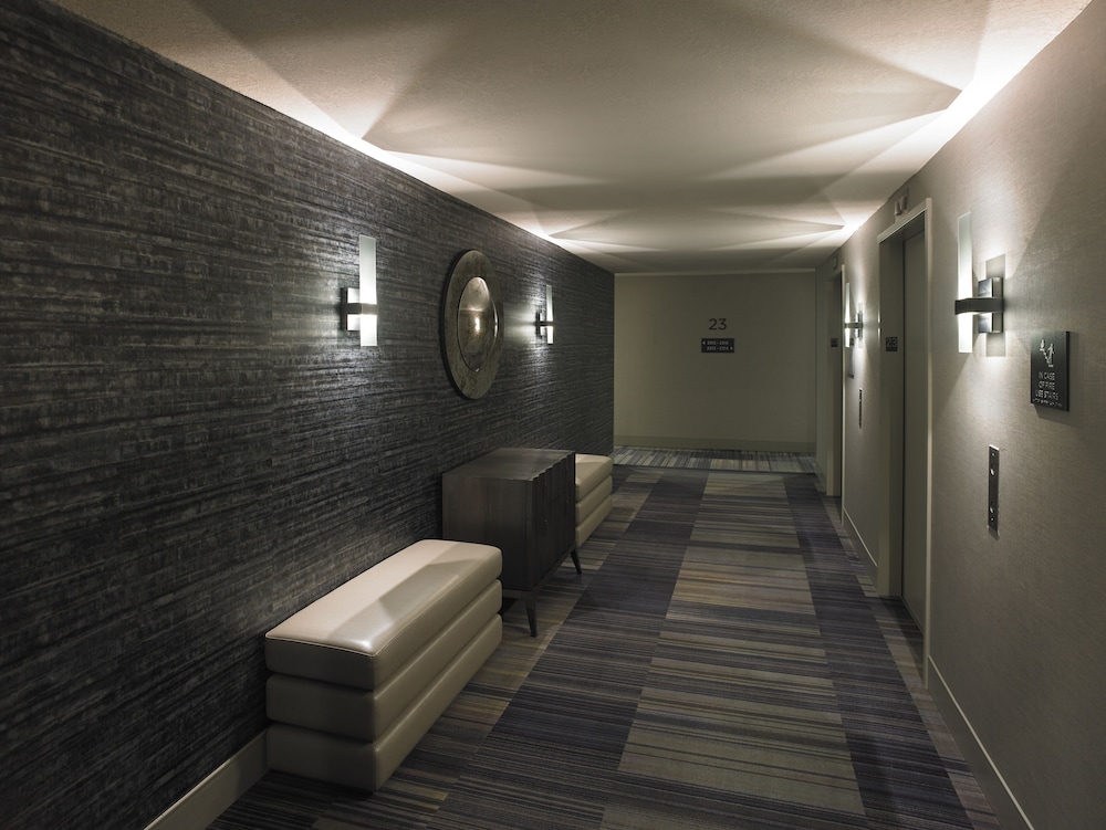 Hyatt Regency Rochester 29/69