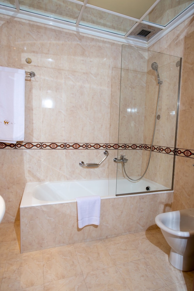PATRAS PALACE HOTEL 49/50