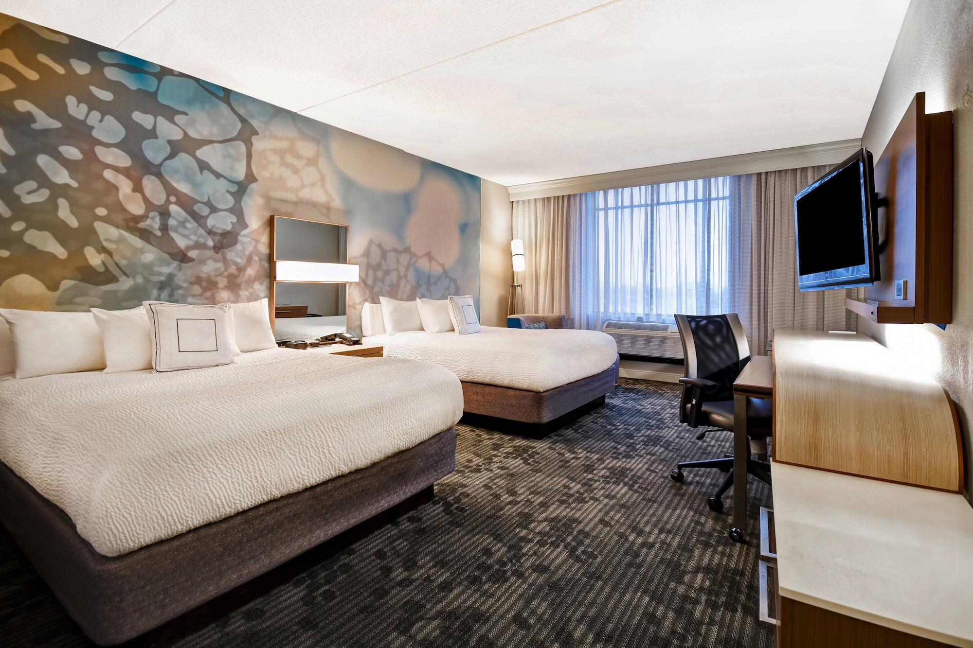 Room at Courtyard by Marriott Louisville Airport, LOUISVILLE - KY