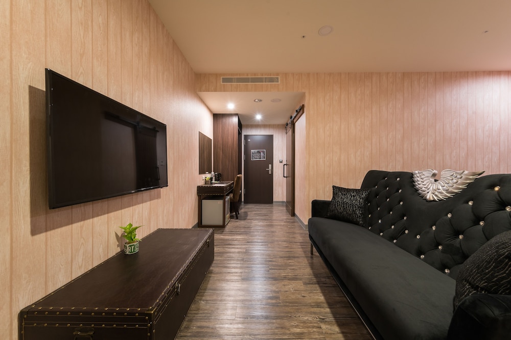 Skyone Hotel 54/72