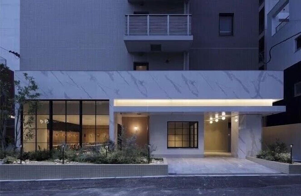Cinnamon Hotel 4/58