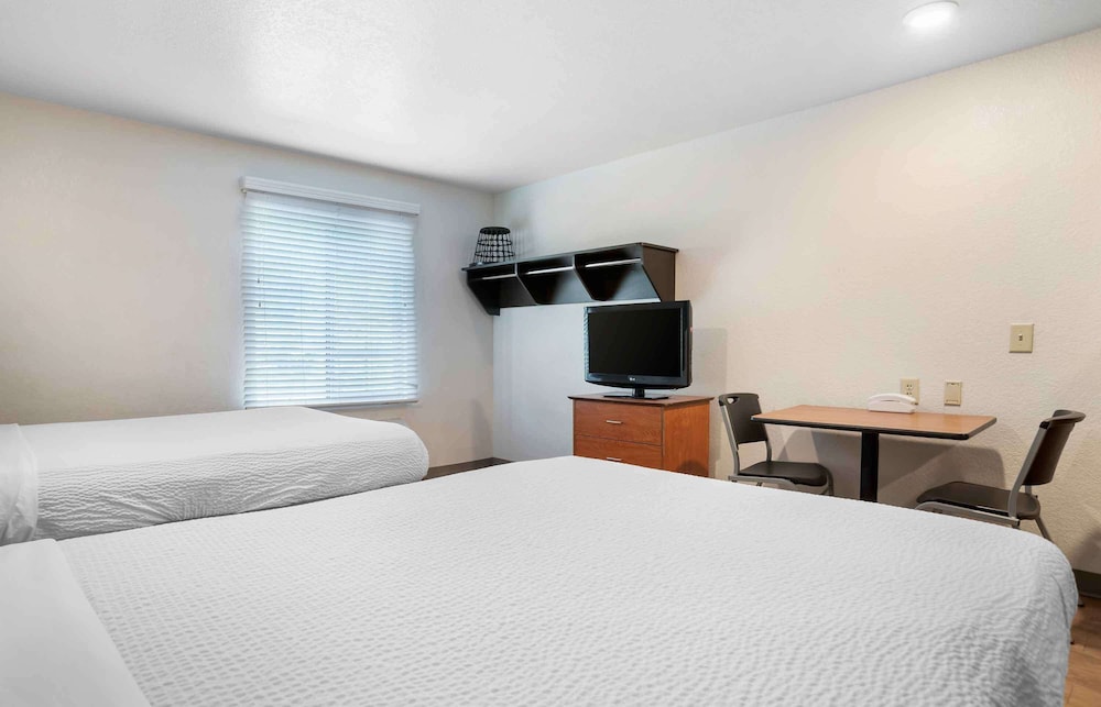 STUDIO, 2 DOUBLE BEDS