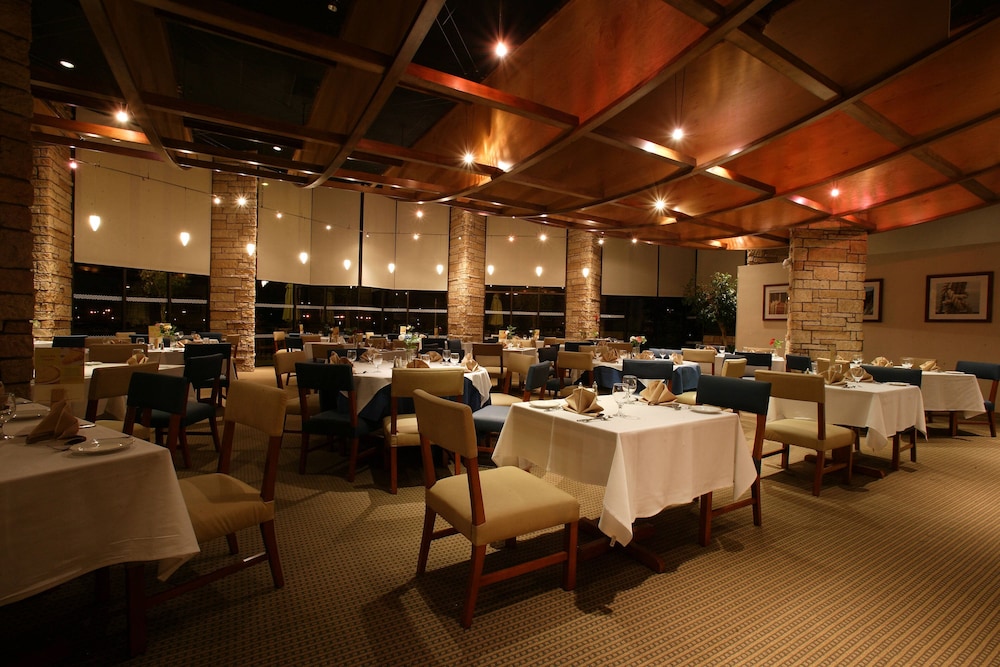 Four Points By Sheraton Ventura Harbor Resort 26/36