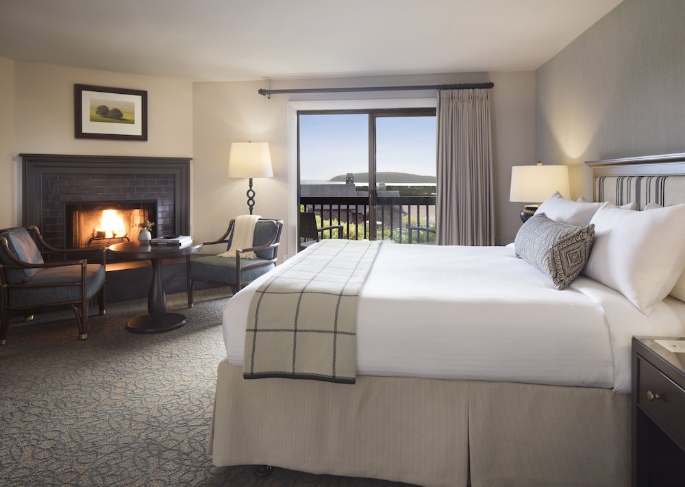 Pacific, Coast, King Bed