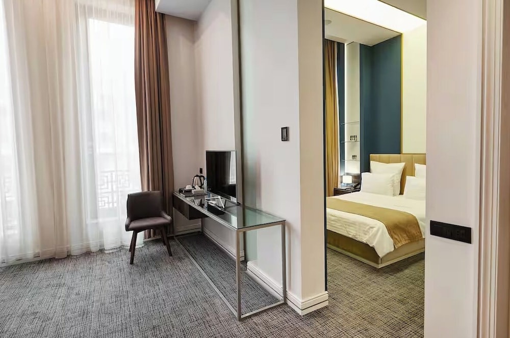 غرفة فاخرة بسرير كينج، Aghababyan S Hotel 5/9