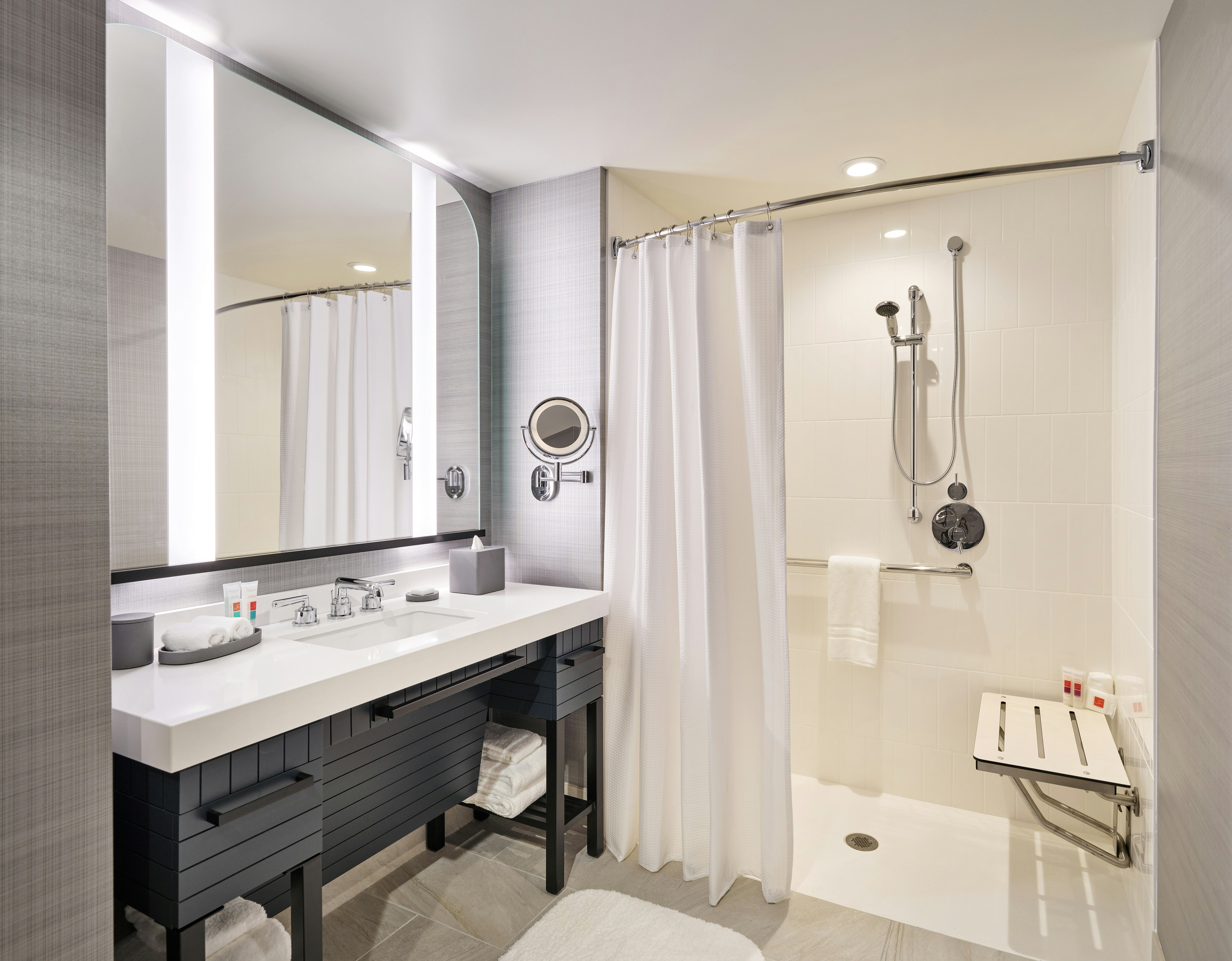 Premium, King Bed, Accessible, Loews Kansas City Hotel 2/2
