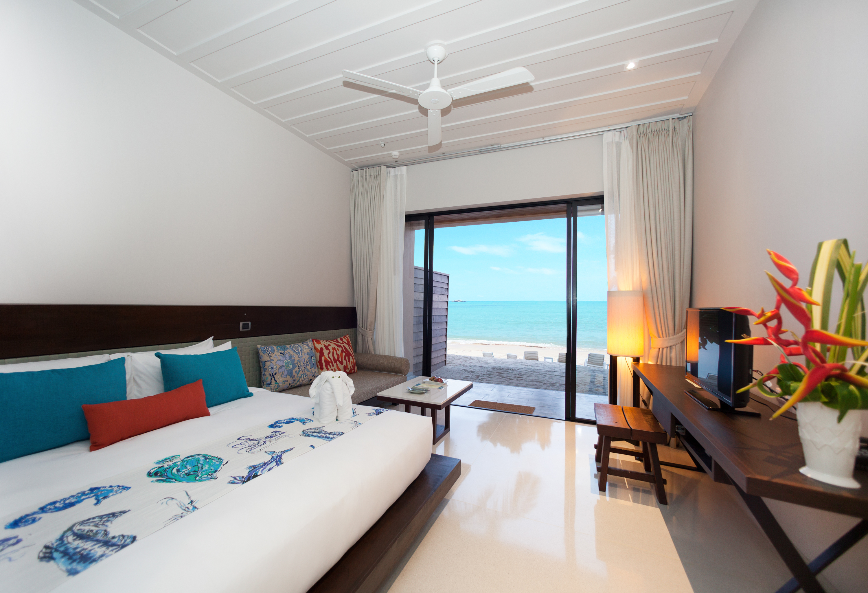 Deluxe, Double or Twin Bed, Ocean Front