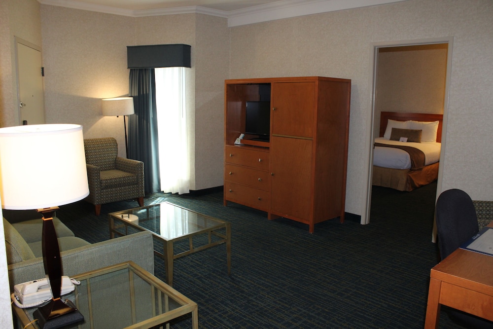 Best Western De Anza Inn 34/41