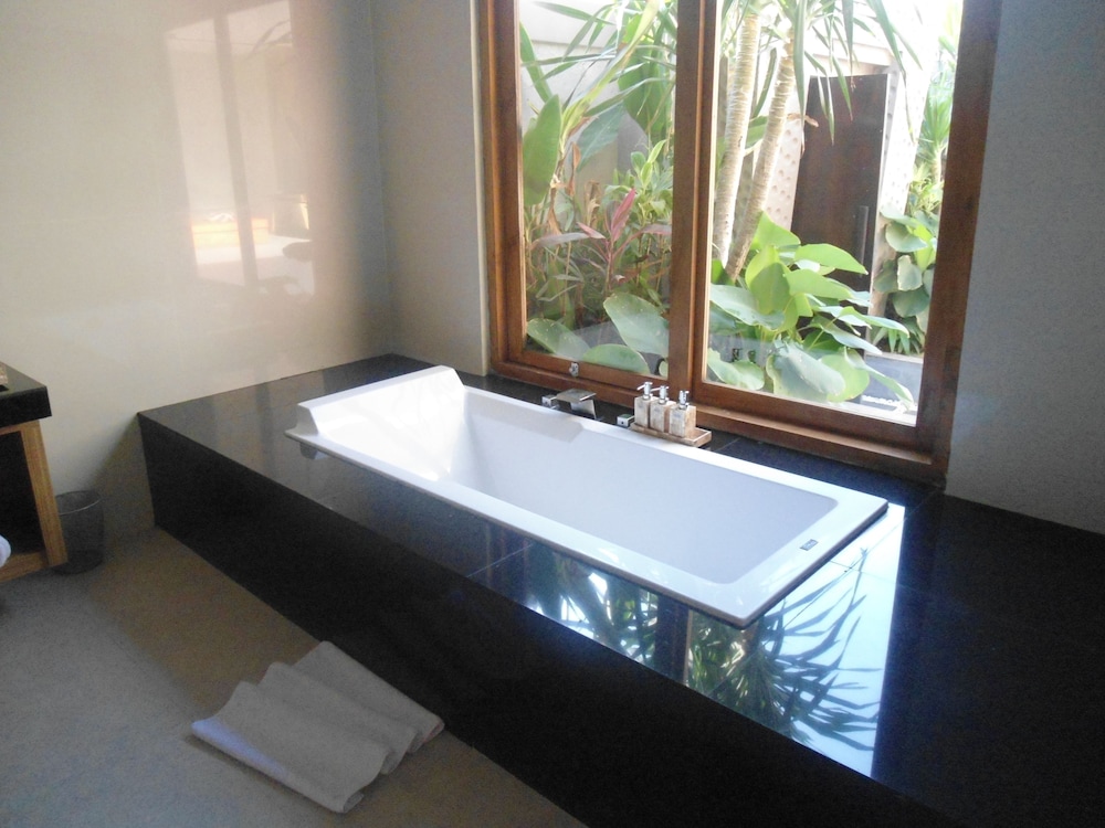 Buana Bali Luxury Villas Spa 20/70