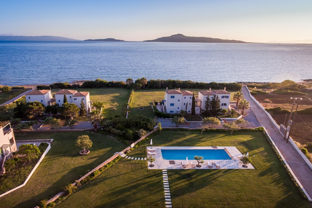 Neapoli Villas 28/37