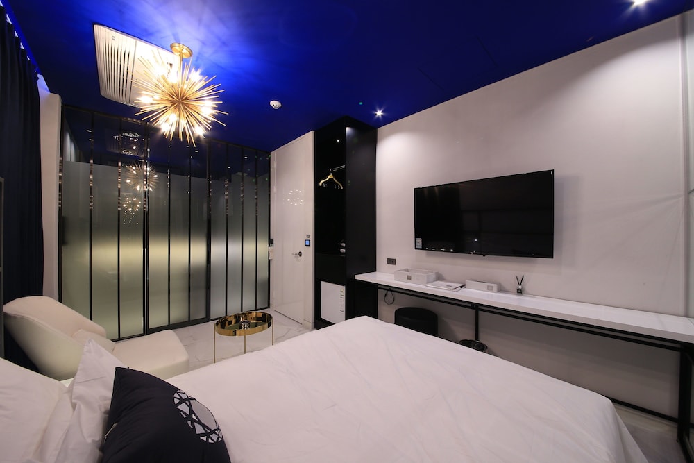 Hotel Cullinan Gaepo 16/58