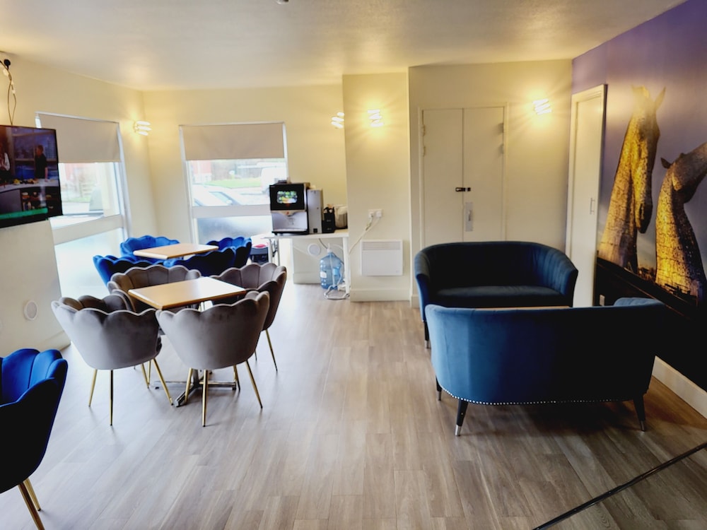 Metro Inns Falkirk 22/24