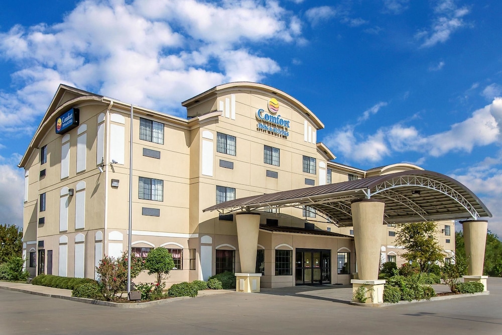 Comfort Inn and Suites Atoka 2/20