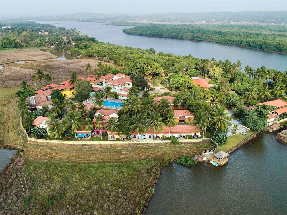 Mercure Goa Devaaya Resort 45/49