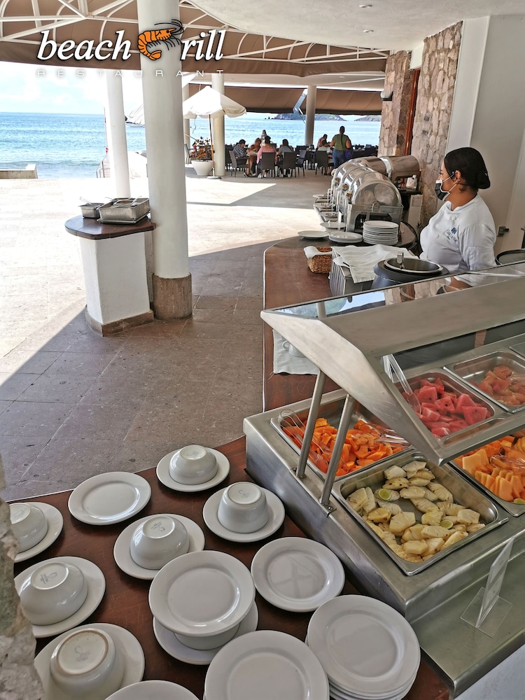 Gaviana Resort 10/69