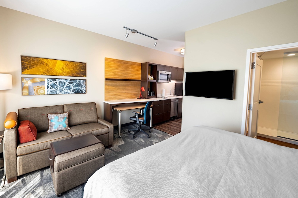 TownePlace Suites by Marriott Fort Mill at Carowinds Blvd 12/31