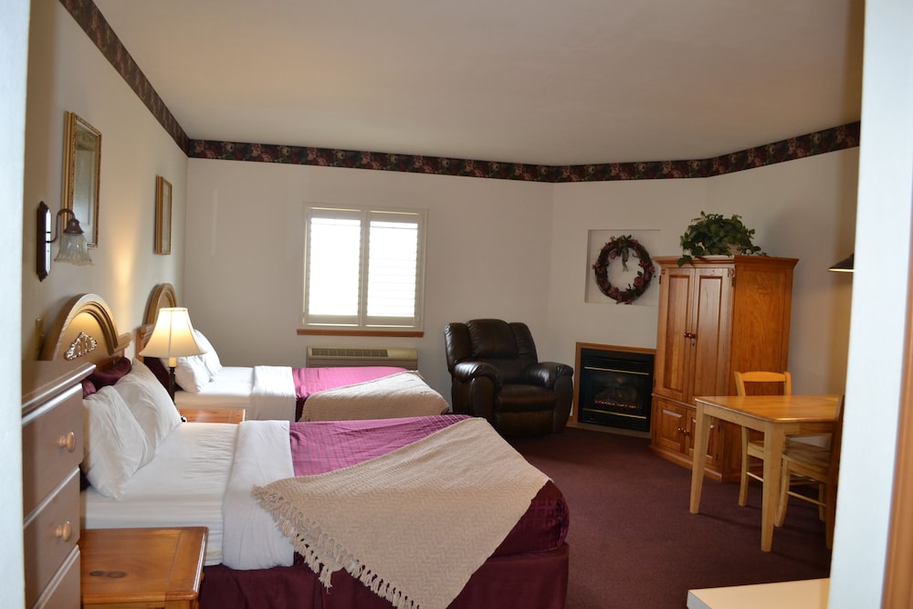 Anaco Bay Inn 24/46