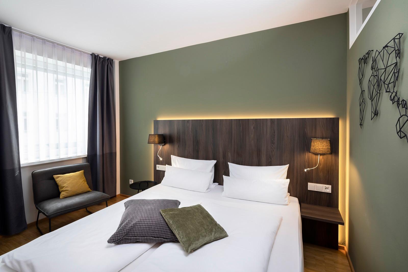 Smart, Double Bed