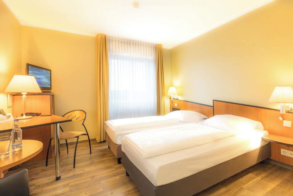 Sport und Tagungshotel De Poort 22/62