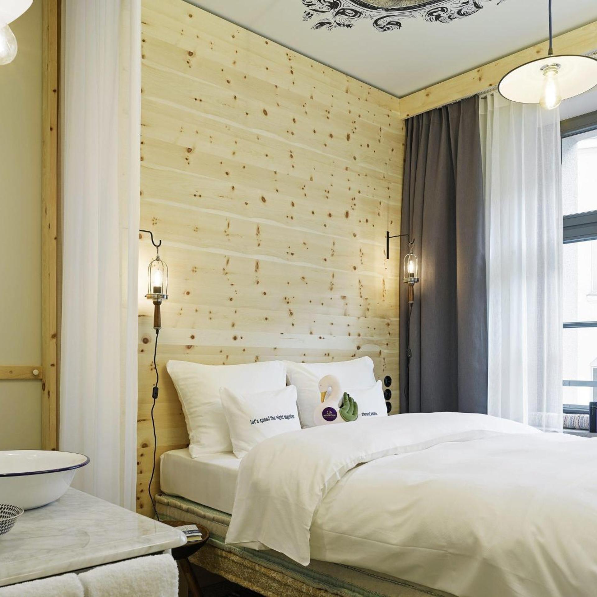 Medium, King Bed