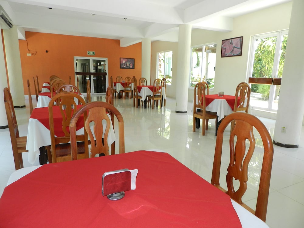 PUERTO SEYBA HOTEL 35/40