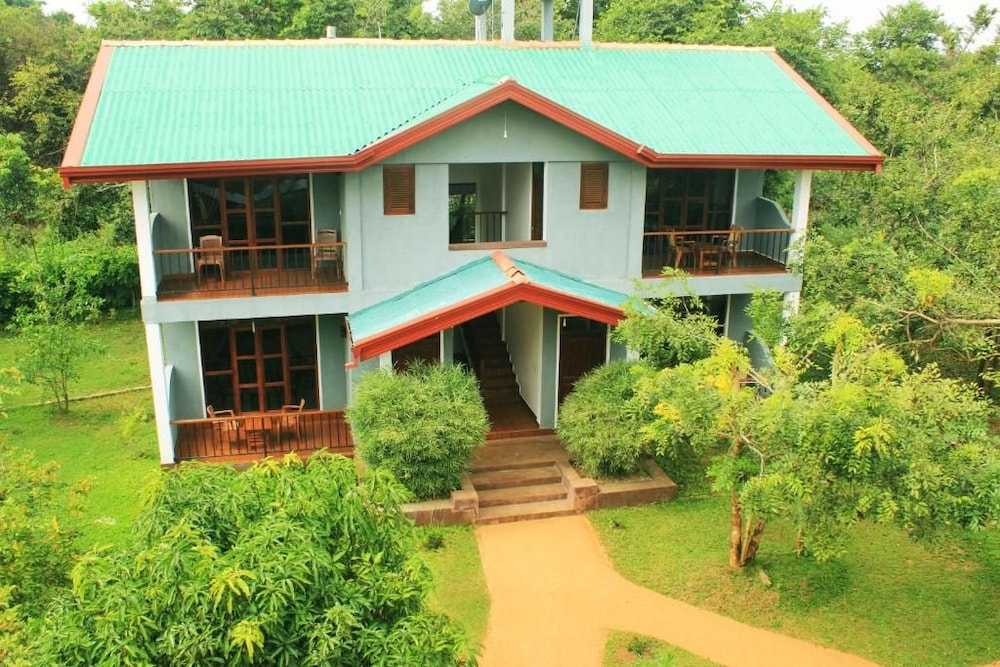 Sinhagiri Villa 3/37