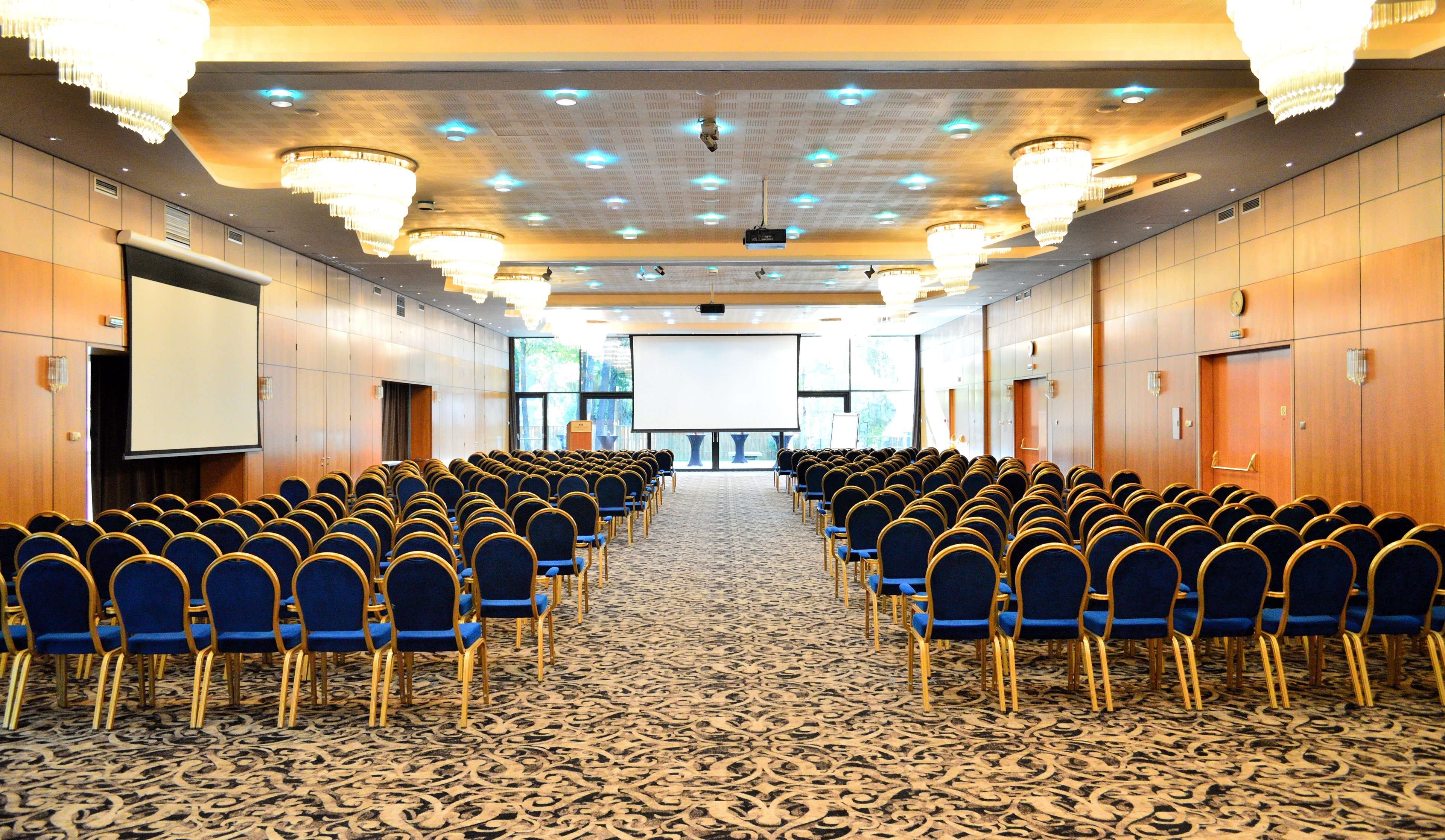 CROWNE PLAZA BUCHAREST 40/50