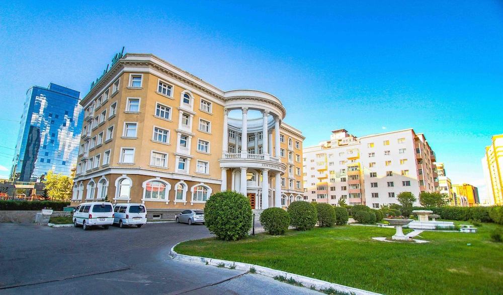 The Continental Hotel 4/50