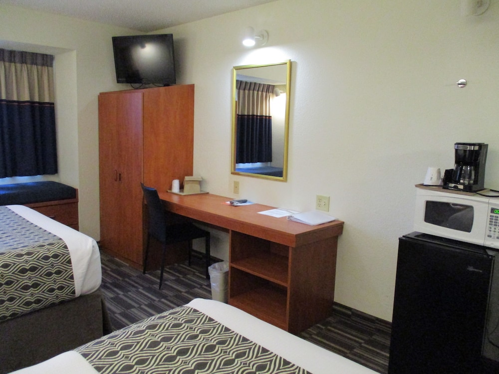 Microtel Inn Suites By Wyndham Inver Grove Heights Minneap 22/50