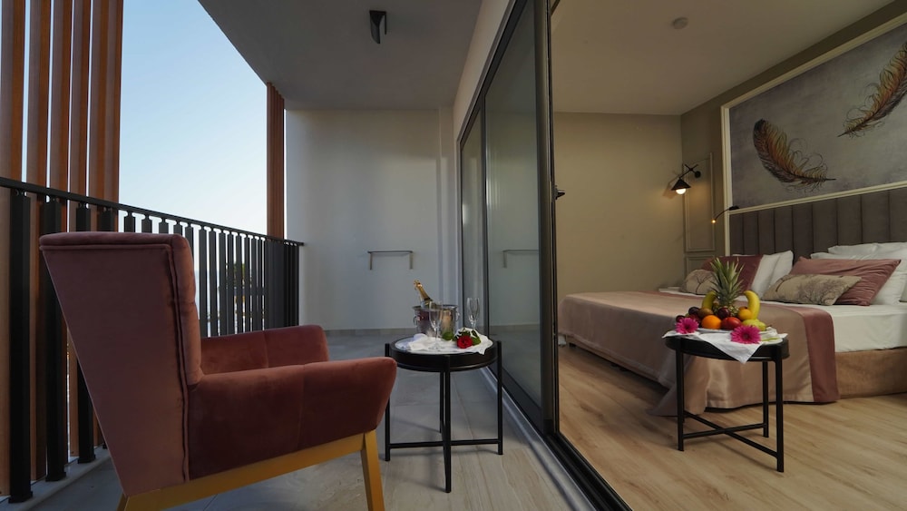 The Raga Side - Adults Only - All inclusive 34/49