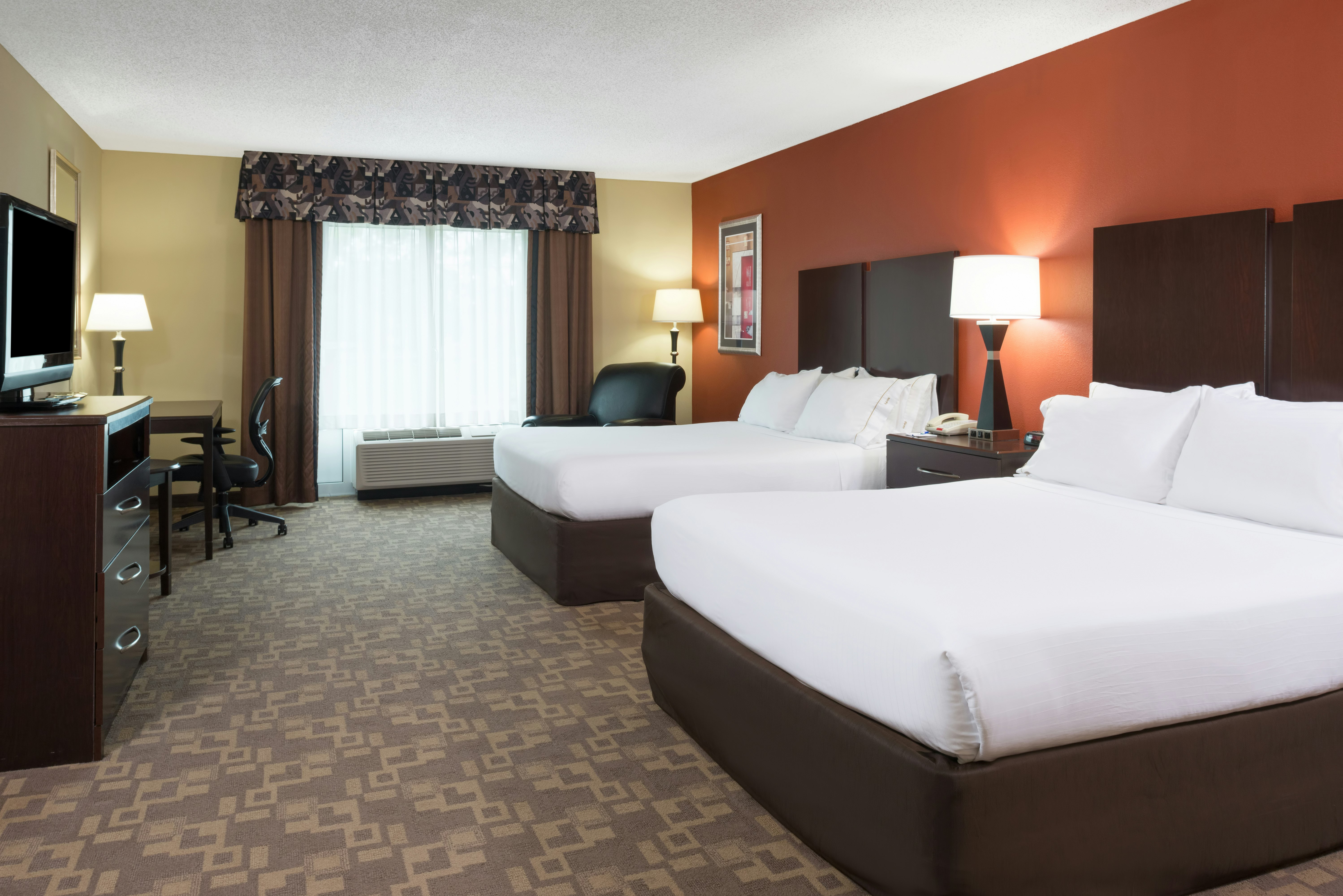 Holiday Inn Express & Suites Lexington Dtwn Area-Keenland 10/41
