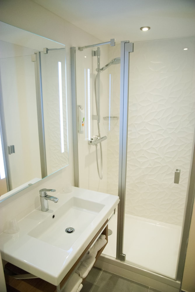Ibis Styles Saint Malo Port 62/62
