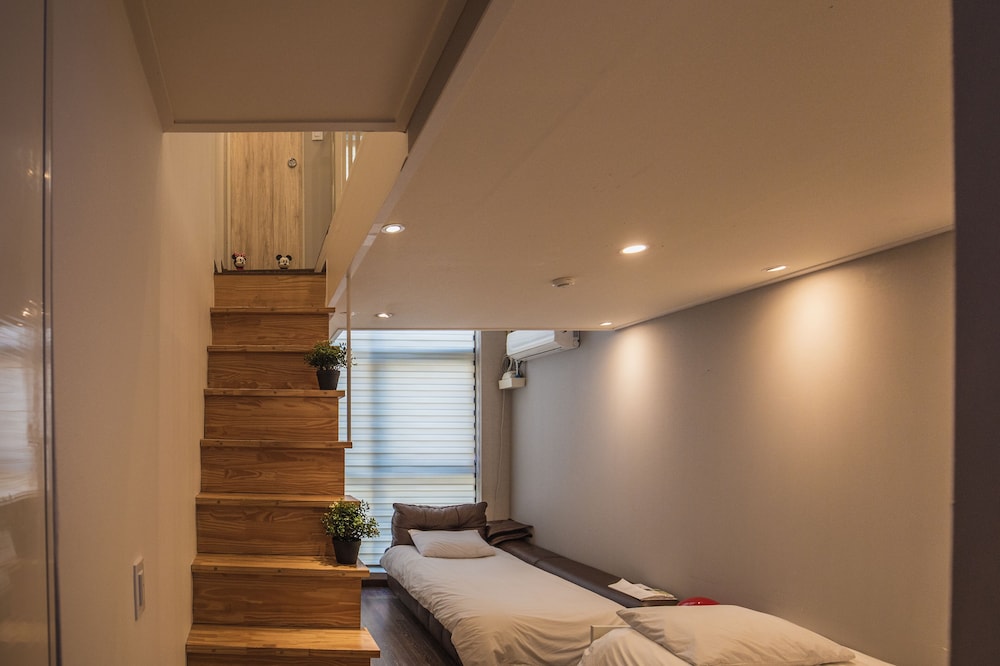 Myeongdong Artmonstay Guesthouse 21/74
