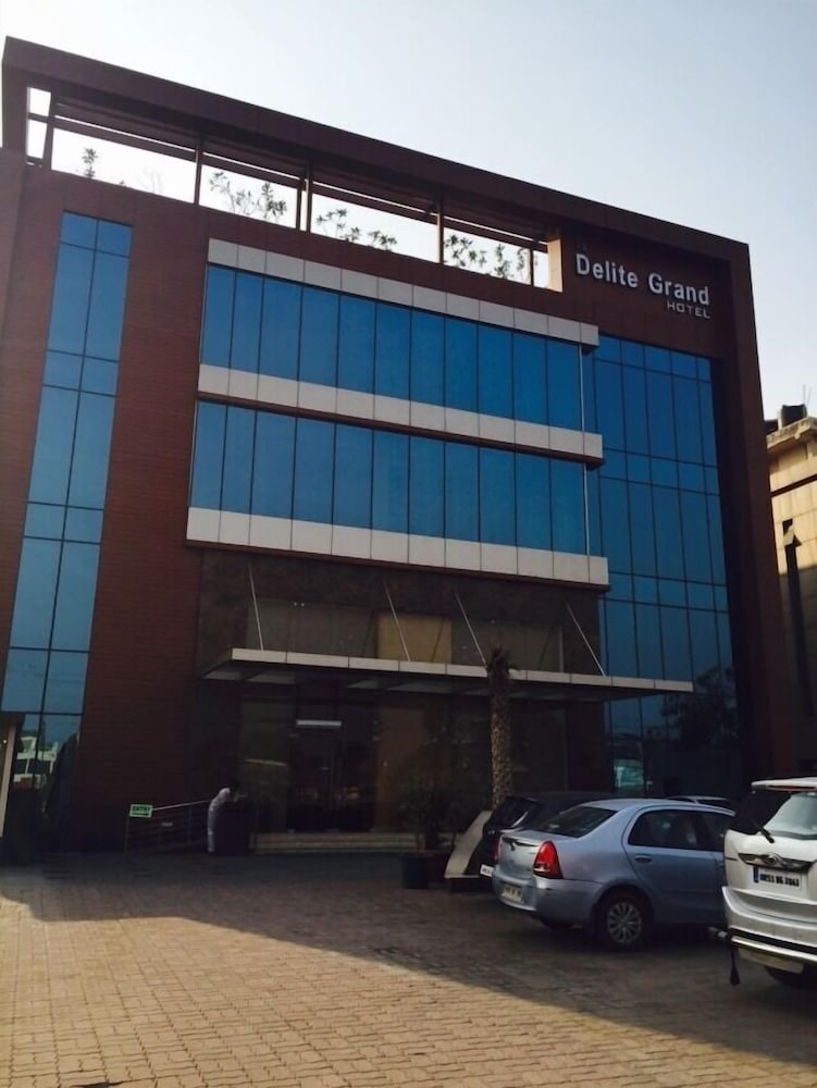 Hotel Delite Grand 13/15