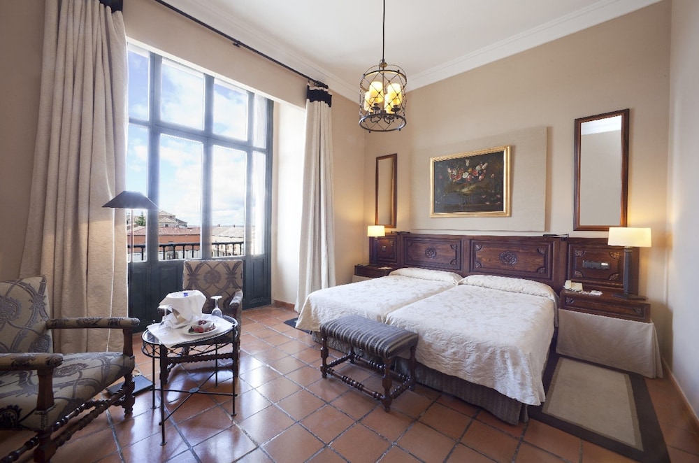 Parador De Lerma 16/50
