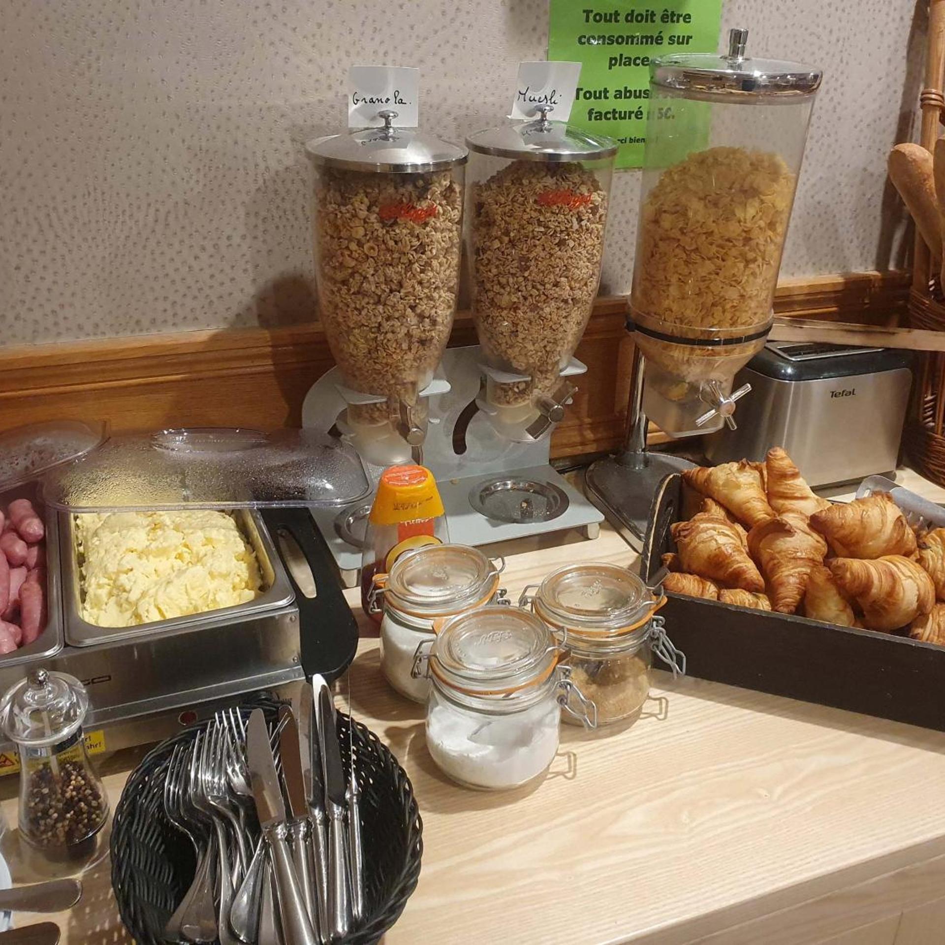HOTEL LES COUDERCOUS 24/50