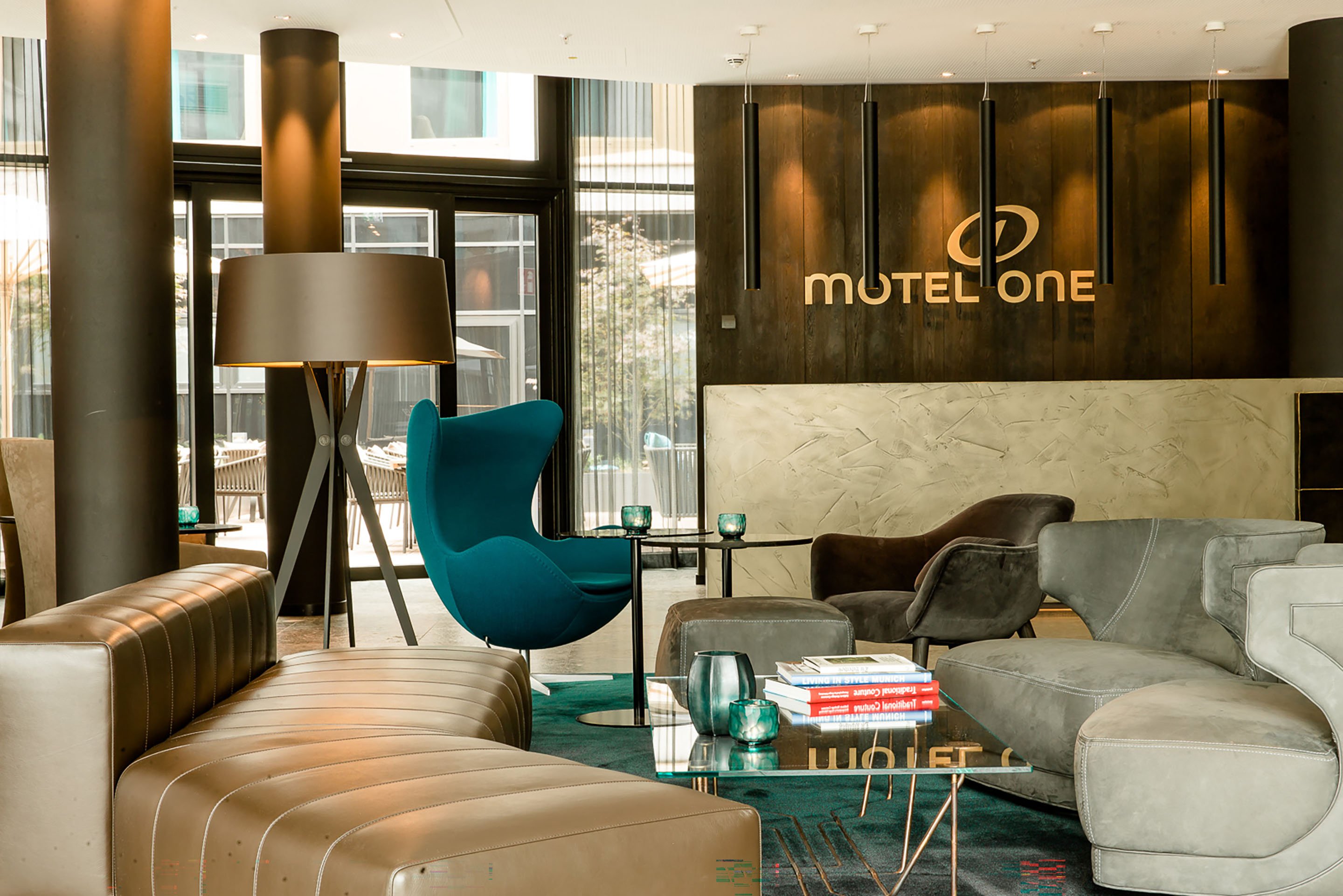 Hotel Motel One Munchen-Parkstadt Schwabing 14/18