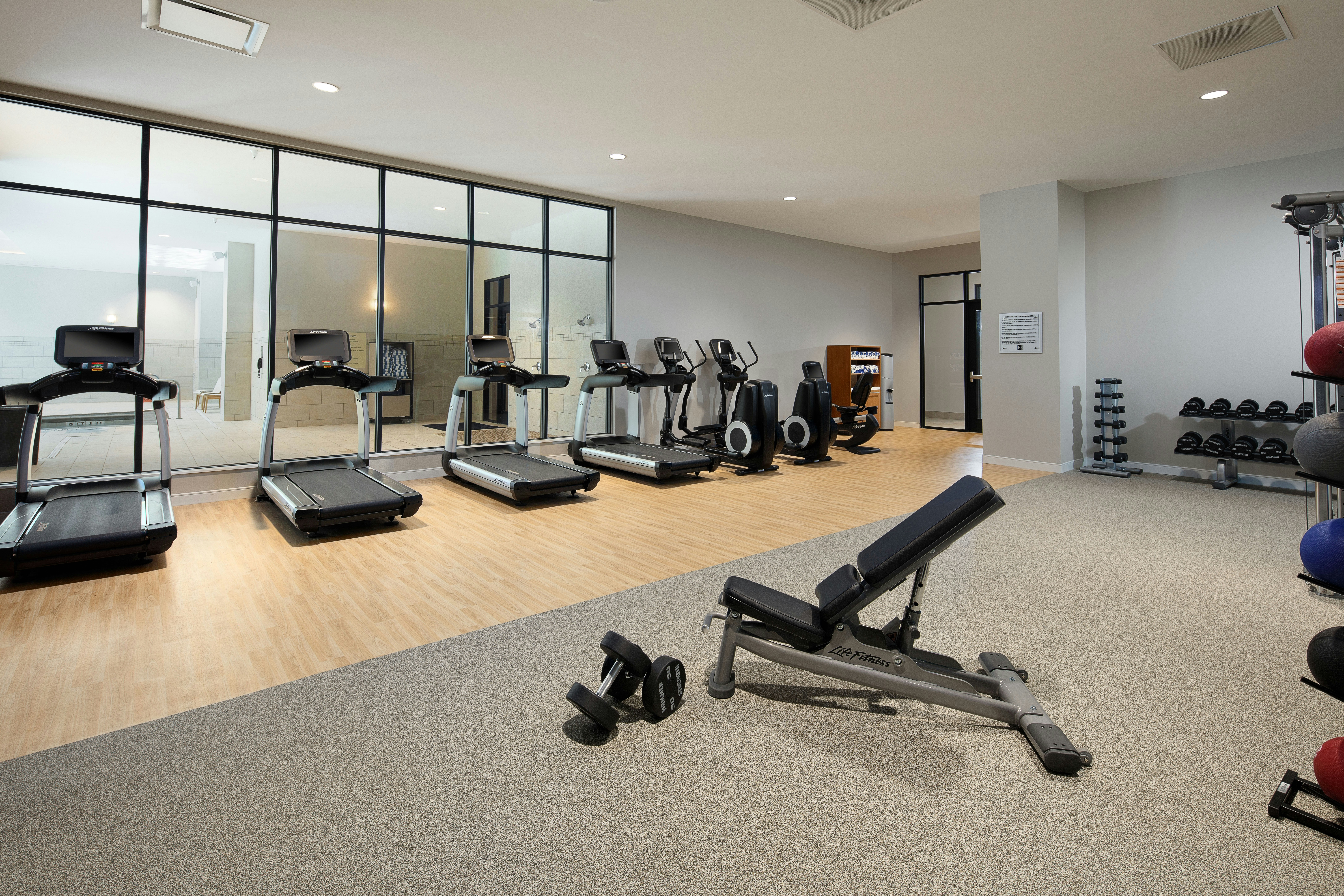 EMBASSY SUITES BY HILTON AMARILLO DOWNTOWN HOTEL 25/62