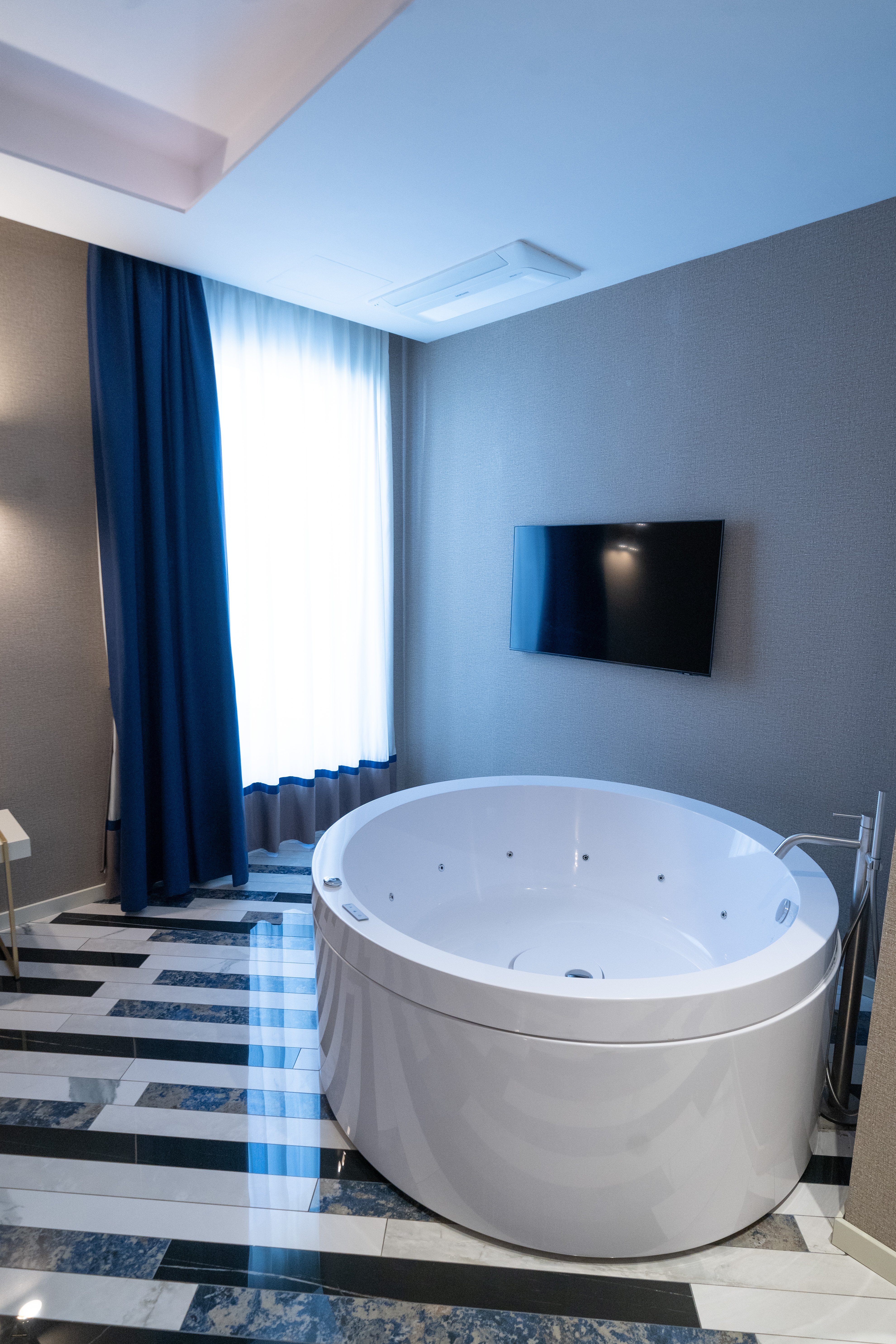 Hotel Club Cala Moresca Naples Bacoli 87/87