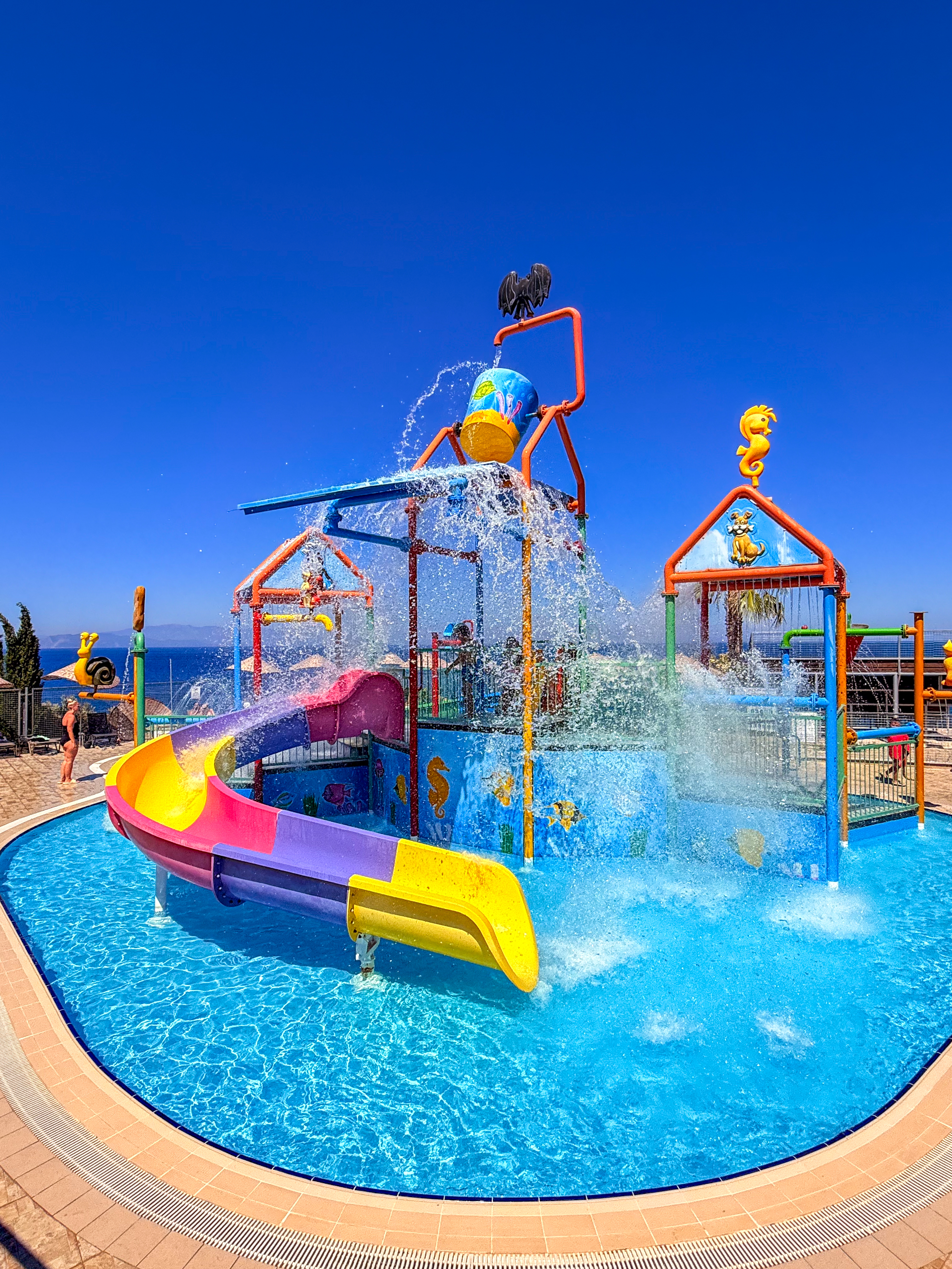 Sealight Resort Hotel 50/57