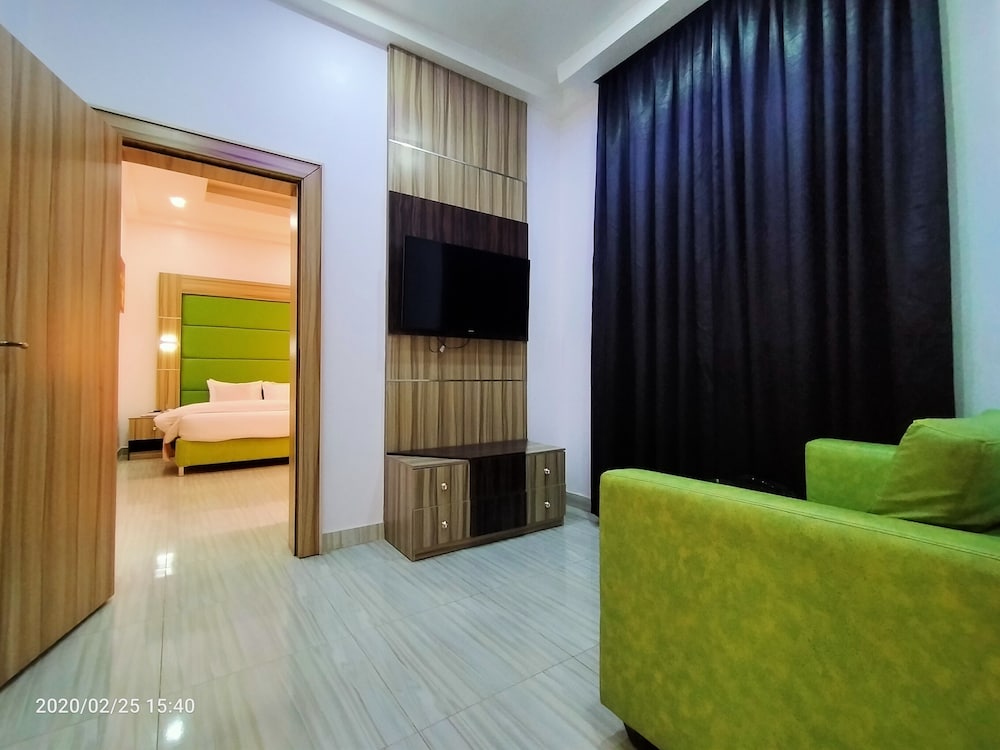 Dalchifit Suites 35/50