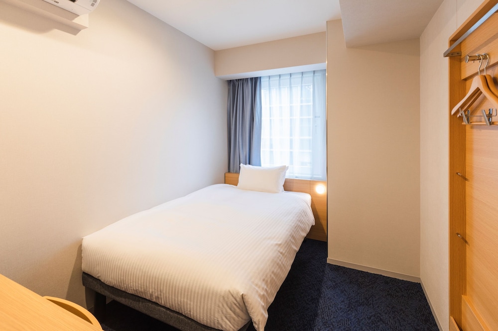 Sotetsu Fresa Inn Yodoyabashi 24/32